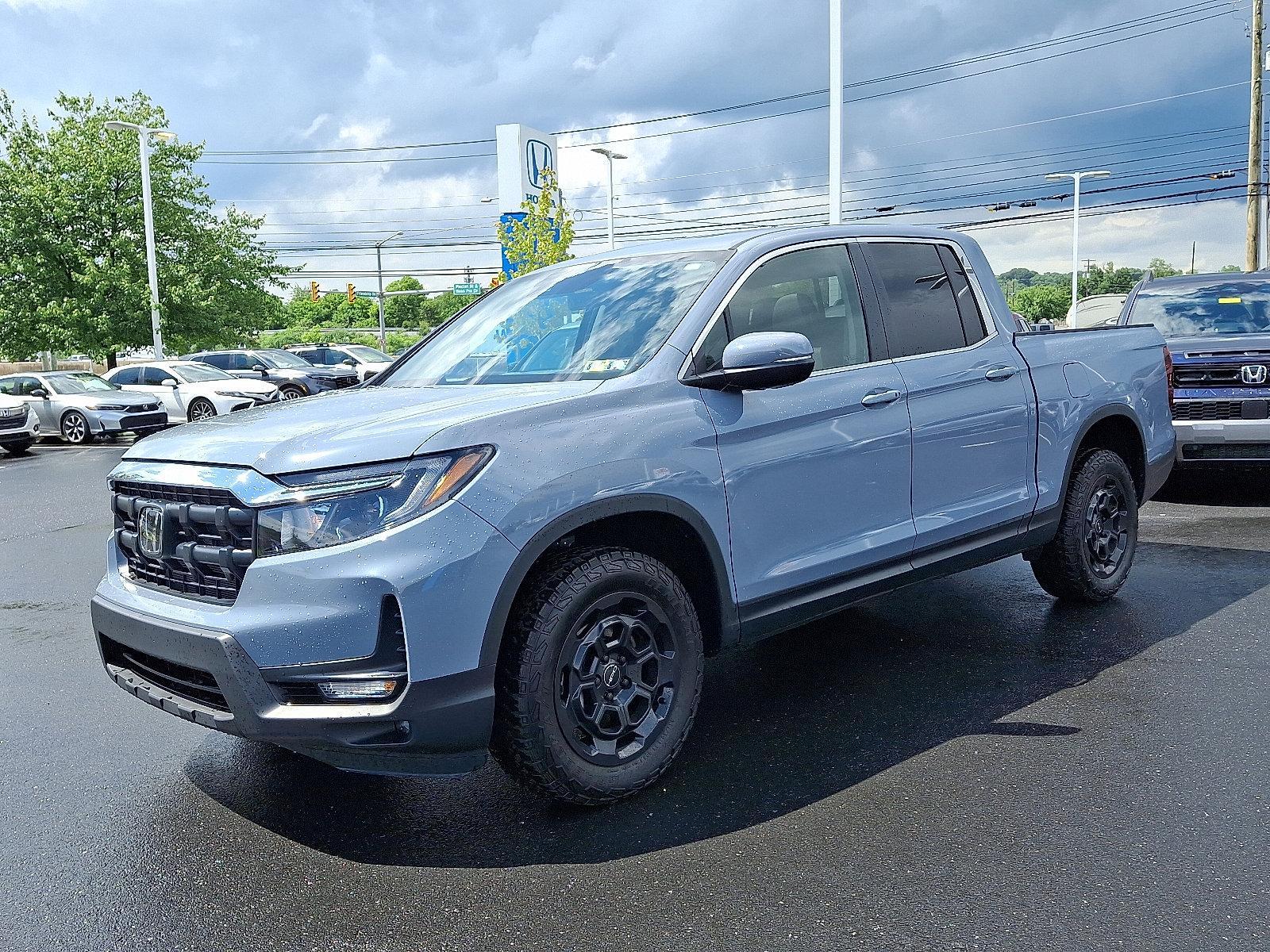 2025 Honda Ridgeline Vehicle Photo in Harrisburg, PA 17111