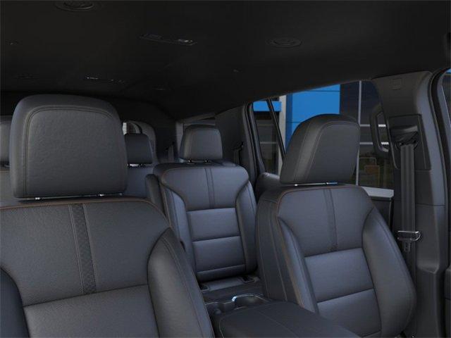 2025 Chevrolet Traverse Vehicle Photo in PUYALLUP, WA 98371-4149