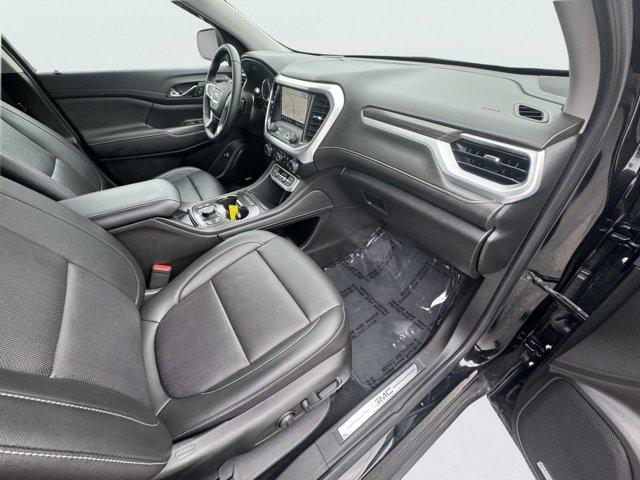 2023 GMC Acadia Vehicle Photo in LEOMINSTER, MA 01453-2952