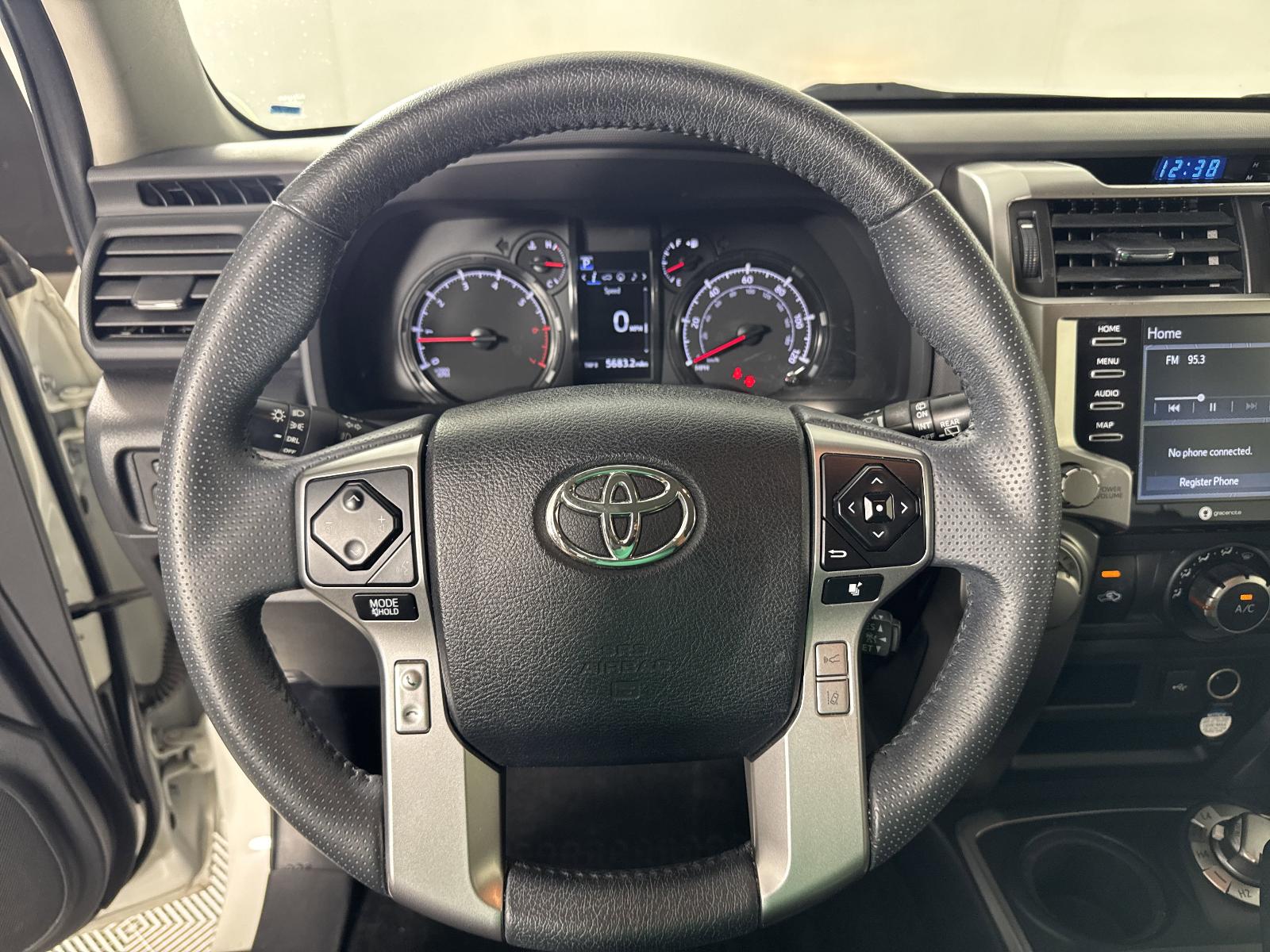 2021 Toyota 4Runner Vehicle Photo in GEORGETOWN, TX 78626-7508