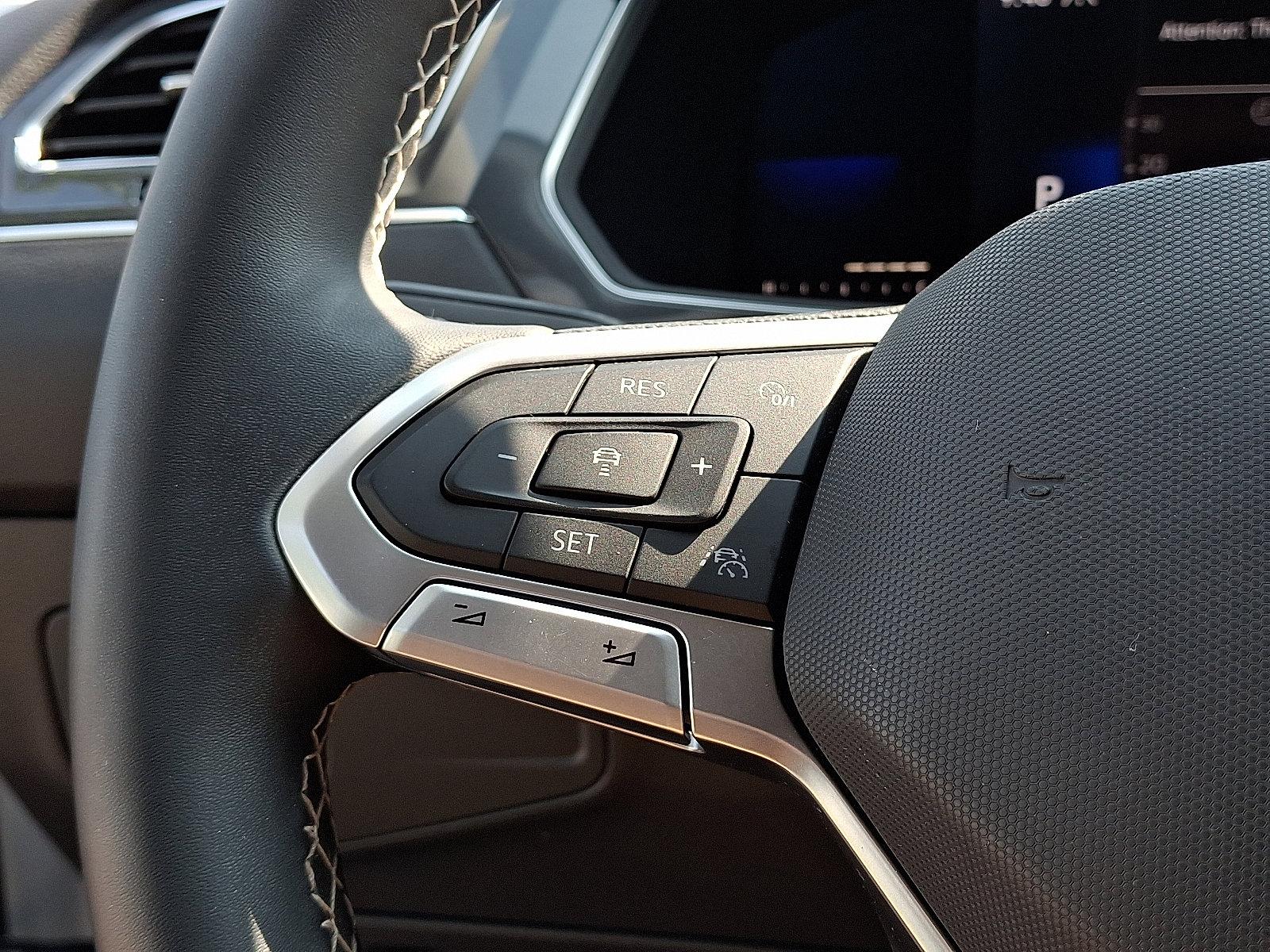 2022 Volkswagen Tiguan Vehicle Photo in Willow Grove, PA 19090