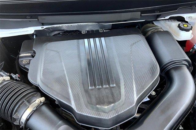 2024 GMC Acadia Vehicle Photo in TOPEKA, KS 66609-0000