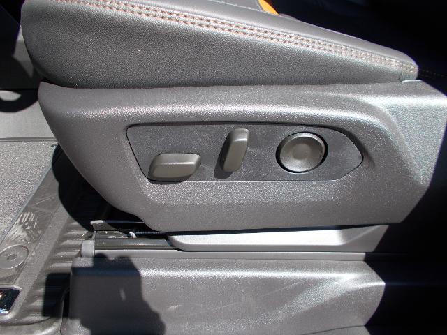 2026 GMC Sierra 1500 Vehicle Photo in LOWELL, MA 01852-4336