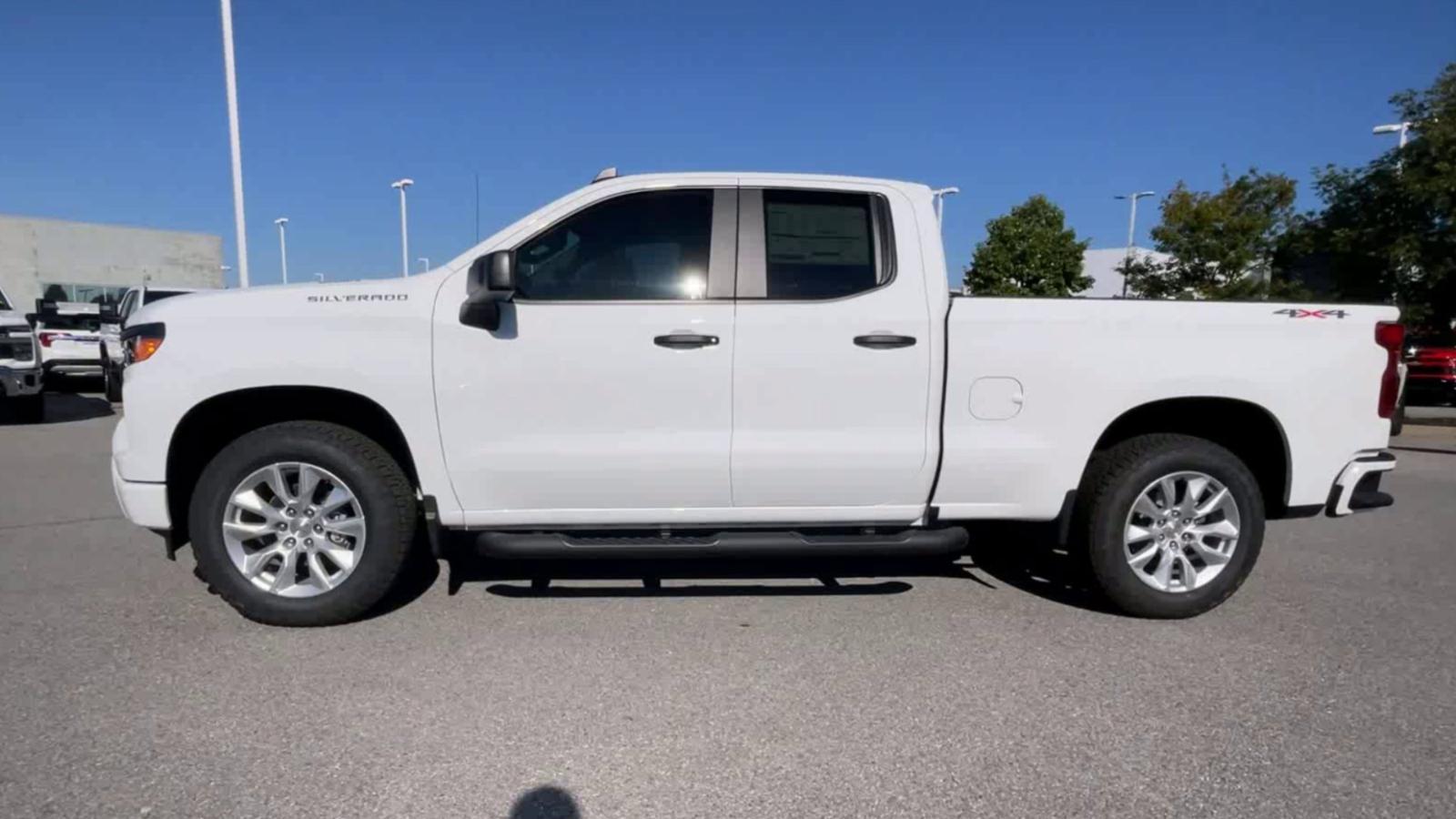 2024 Chevrolet Silverado 1500 Vehicle Photo in BENTONVILLE, AR 72712-4322