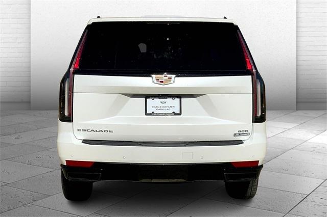 2024 Cadillac Escalade ESV Vehicle Photo in KANSAS CITY, MO 64114-4545