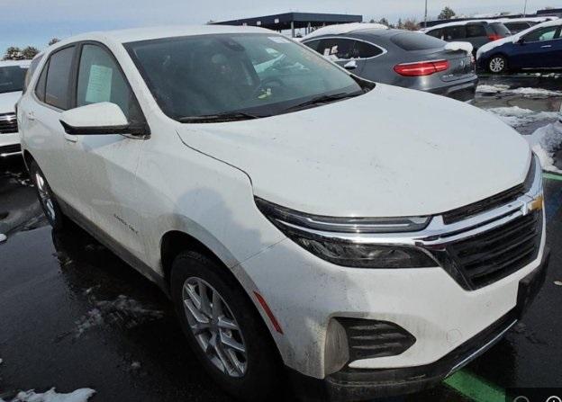 2024 Chevrolet Equinox Vehicle Photo in GREEN BAY, WI 54304-5303