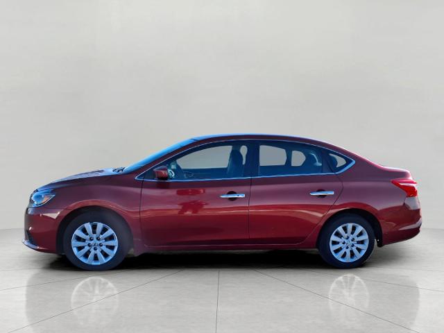 2016 Nissan Sentra Vehicle Photo in Oshkosh, WI 54904