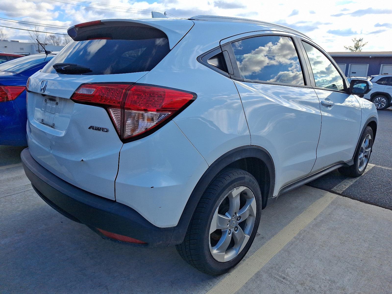 2016 Honda HR-V Vehicle Photo in BETHLEHEM, PA 18017