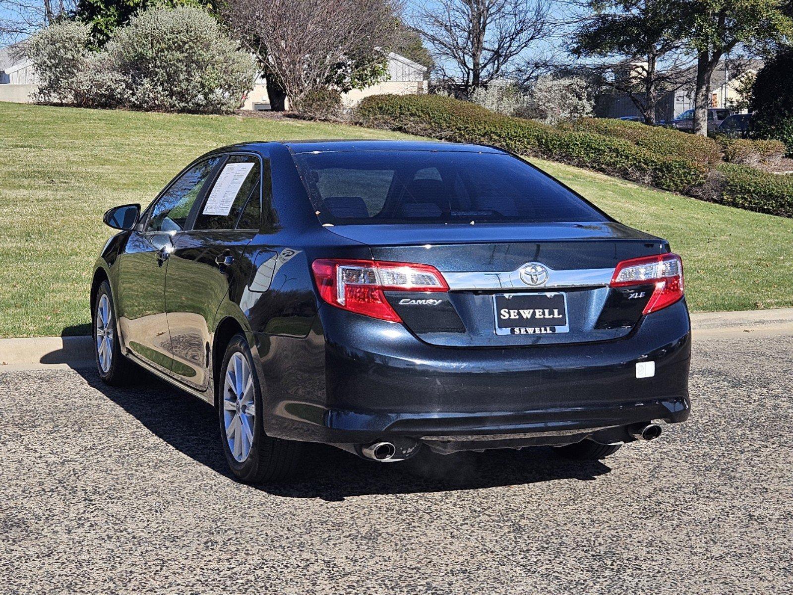 2012 Toyota Camry Vehicle Photo in FORT WORTH, TX 76132