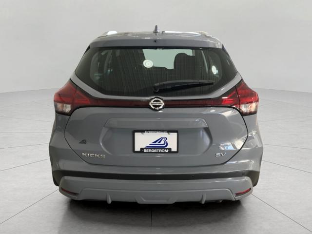 2021 Nissan Kicks Vehicle Photo in GREEN BAY, WI 54303-3330