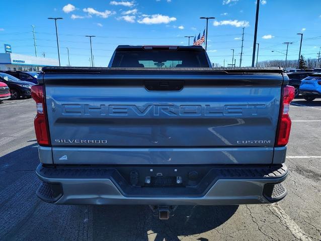 2021 Chevrolet Silverado 1500 Vehicle Photo in GREEN BAY, WI 54304-5303