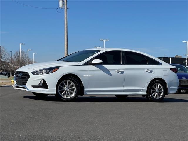 2019 Hyundai SONATA Vehicle Photo in Shiloh, IL 62269