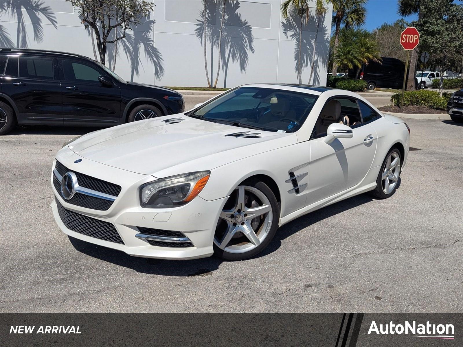 2015 Mercedes-Benz SL-Class Vehicle Photo in Delray Beach, FL 33444