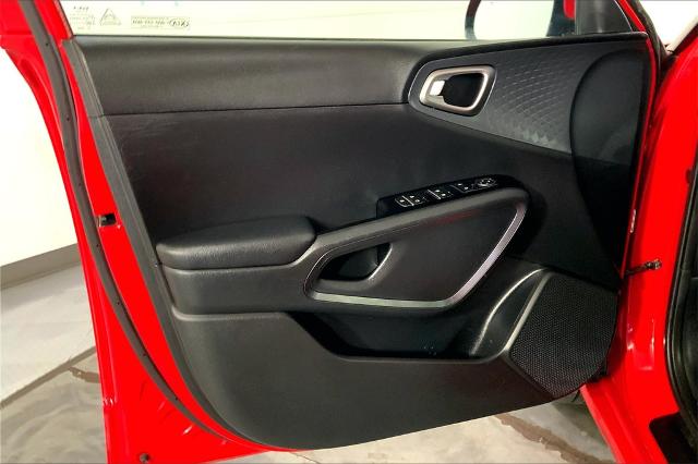 2022 Kia Soul Vehicle Photo in Lees Summit, MO 64086