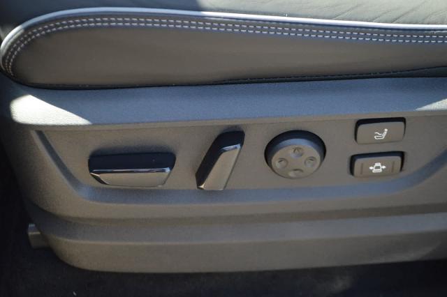 2025 INFINITI QX80 Vehicle Photo in Houston, TX 77090
