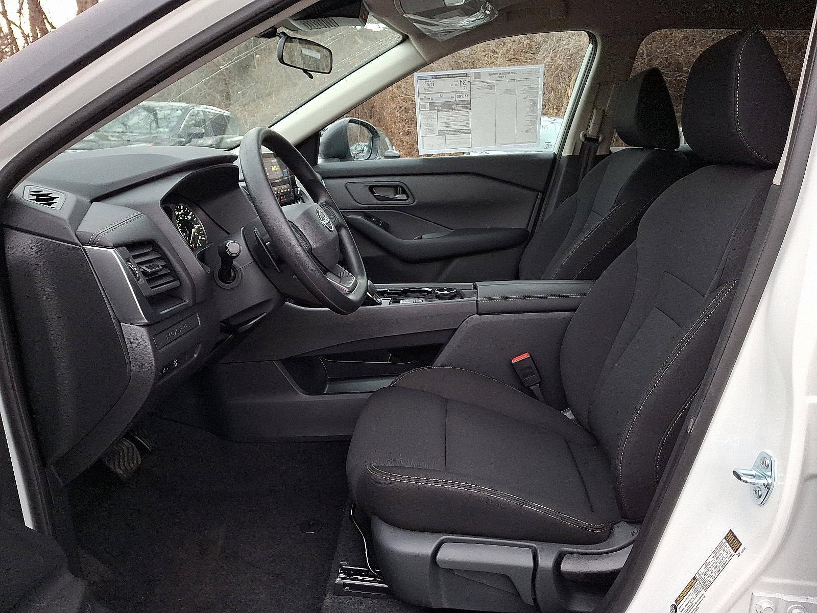 2025 Nissan Rogue Vehicle Photo in Mechanicsburg, PA 17050-2306