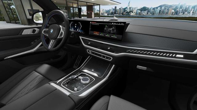 2026 BMW X7 M60i Vehicle Photo in GRAPEVINE, TX 76051