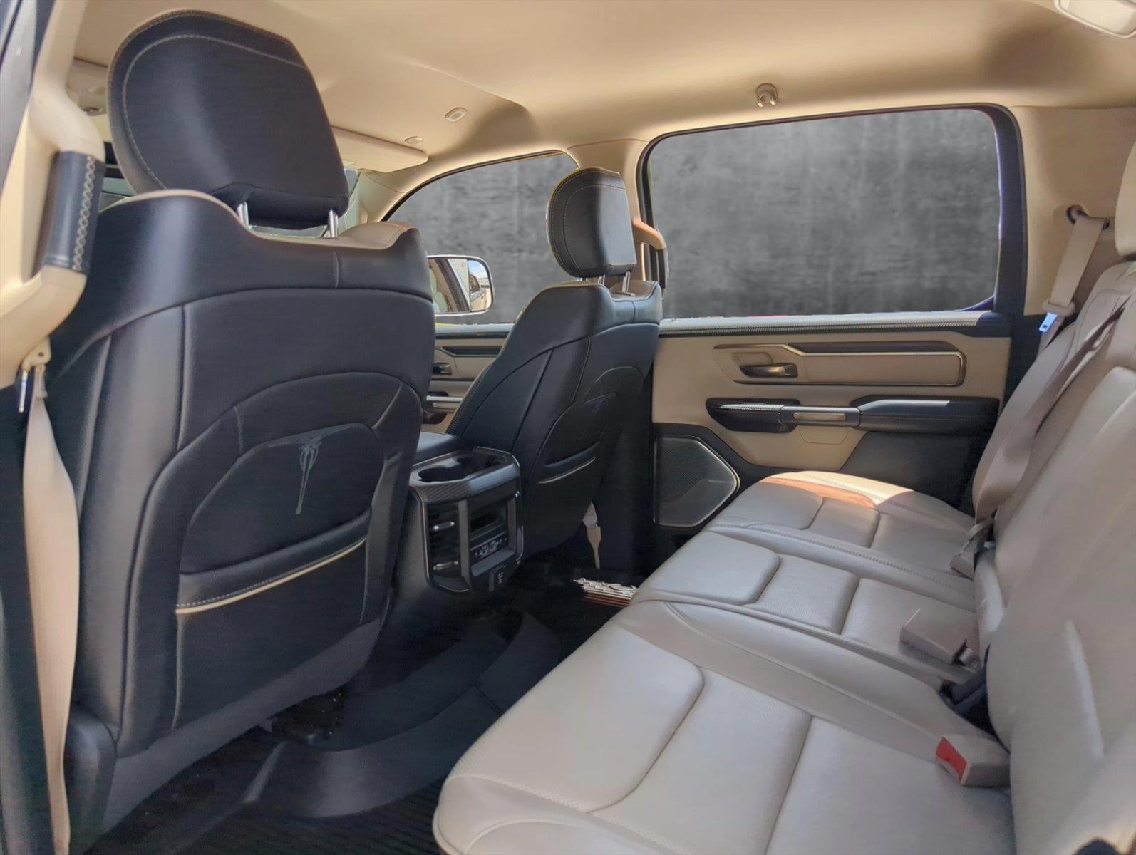 2019 Ram 1500 Vehicle Photo in Pembroke Pines, FL 33027