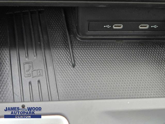 2025 Volkswagen Atlas Vehicle Photo in DENTON, TX 76210-9321