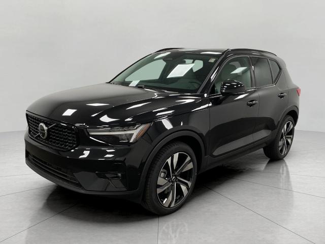 2025 Volvo XC40 Vehicle Photo in Appleton, WI 54913