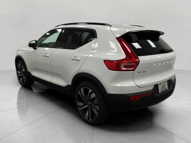 2025 Volvo XC40 Vehicle Photo in Appleton, WI 54913