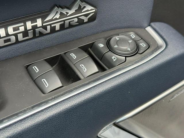 2023 Chevrolet Silverado 1500 Vehicle Photo in COLUMBIA, MO 65203-3903