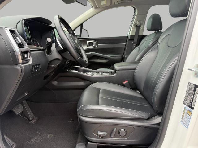 2021 Kia Sorento Hybrid Vehicle Photo in Appleton, WI 54914
