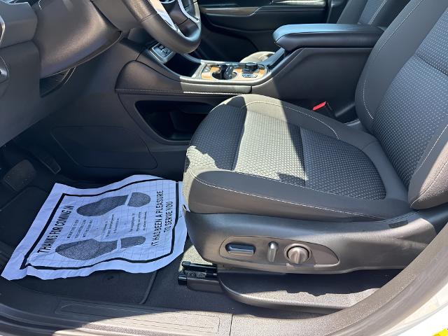2023 GMC Acadia Vehicle Photo in MANITOWOC, WI 54220-5838