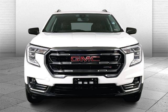 2023 GMC Terrain Vehicle Photo in Lees Summit, MO 64086
