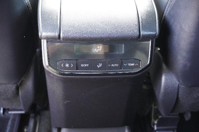 2024 Toyota Highlander Vehicle Photo in Riverdale, UT 84405