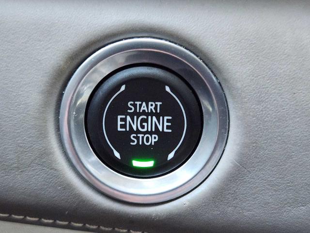 2022 Cadillac Escalade Vehicle Photo in DENTON, TX 76210-9321