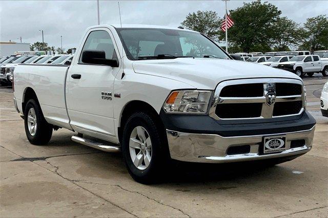 2016 Ram 1500 Vehicle Photo in TOPEKA, KS 66609-0000