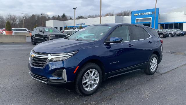 2022 Chevrolet Equinox Vehicle Photo in MOON TOWNSHIP, PA 15108-2571