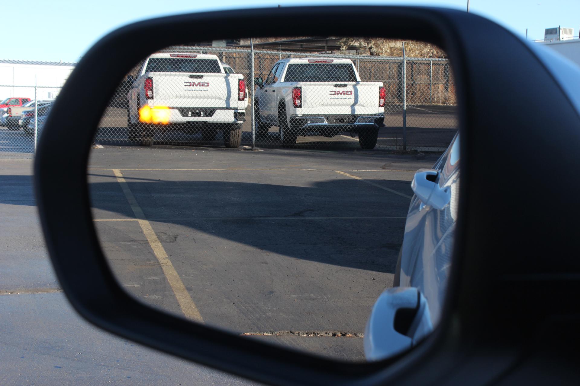 2025 GMC Terrain Vehicle Photo in AURORA, CO 80012-4011