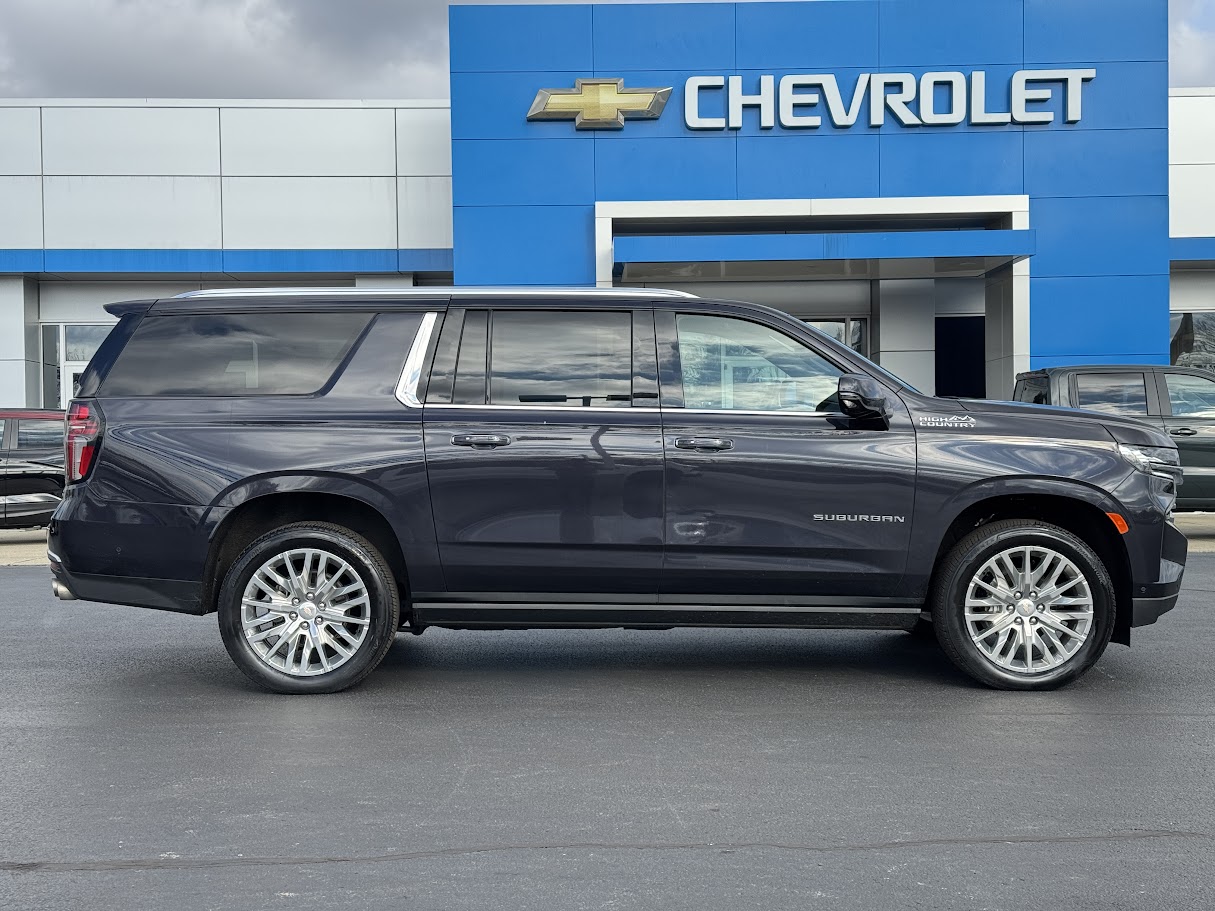 2024 Chevrolet Suburban Vehicle Photo in BOONVILLE, IN 47601-9633