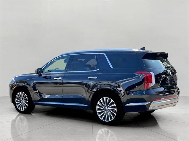 2025 Hyundai PALISADE Vehicle Photo in Green Bay, WI 54304