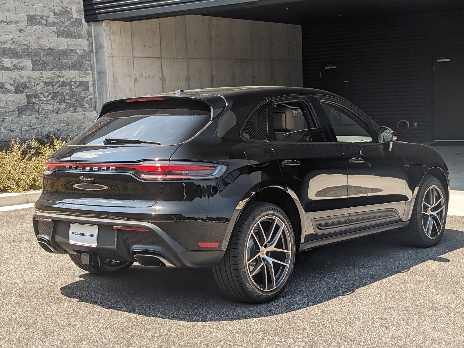 2024 Porsche Macan Vehicle Photo in Towson, MD 21204