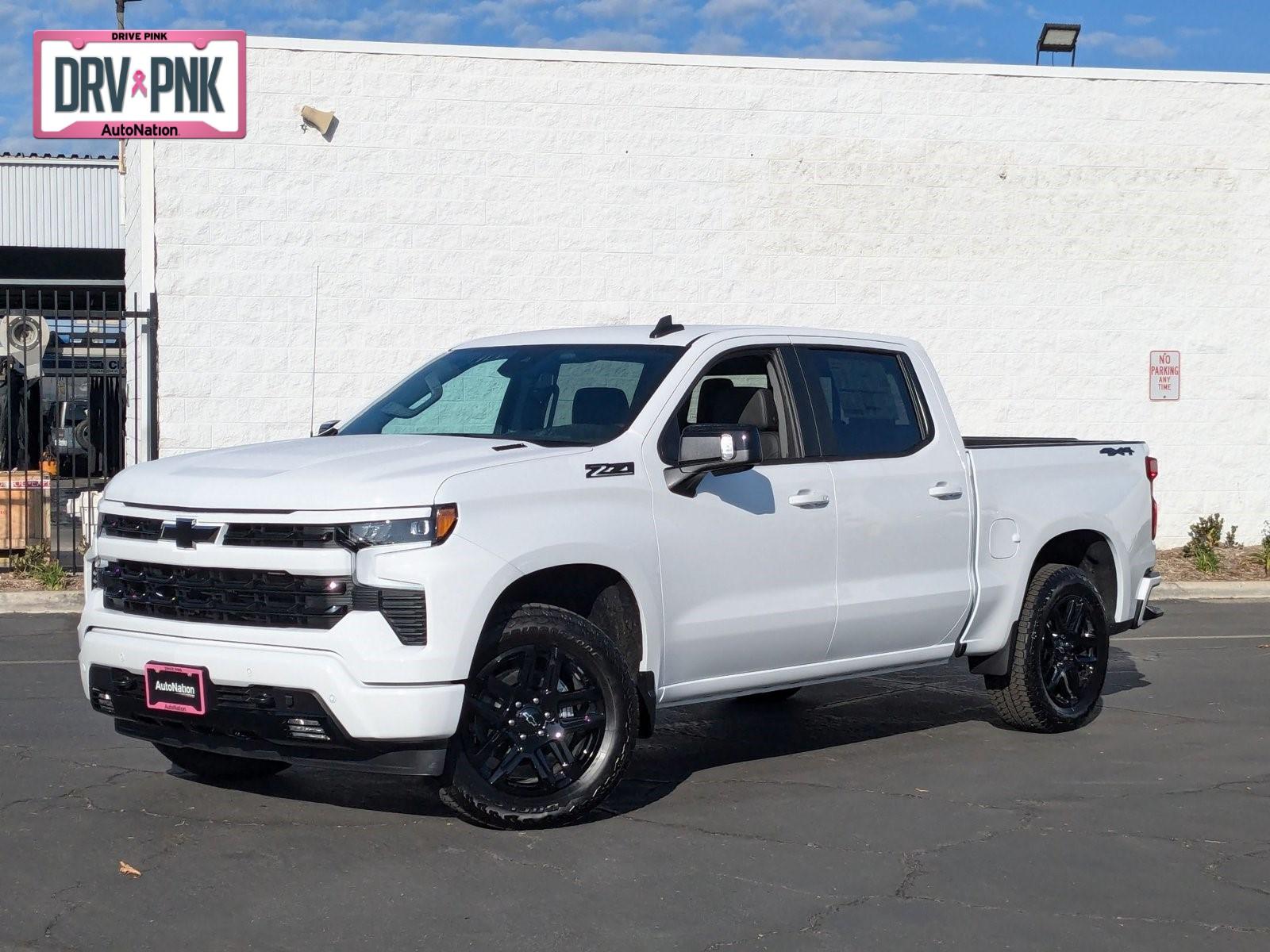 2025 Chevrolet Silverado 1500 Vehicle Photo in VALENCIA, CA 91355-1705