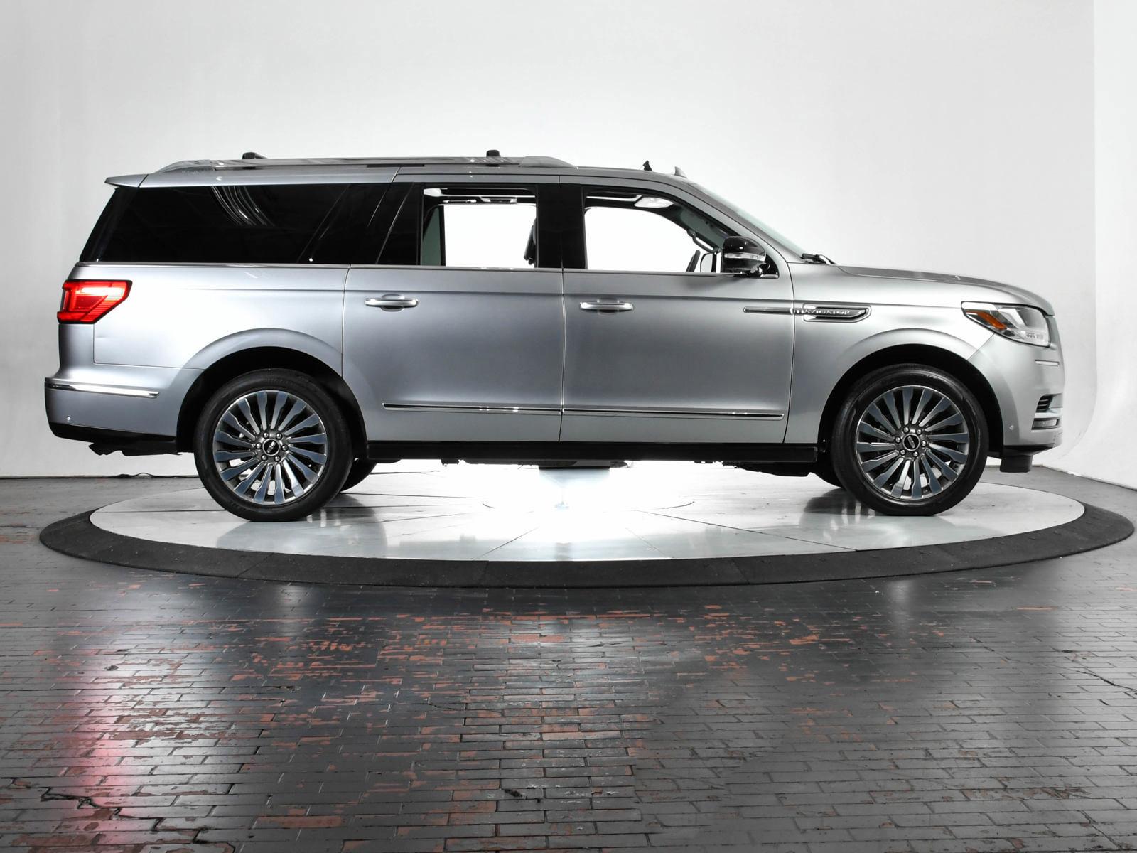 2020 Lincoln Navigator L Vehicle Photo in DALLAS, TX 75235