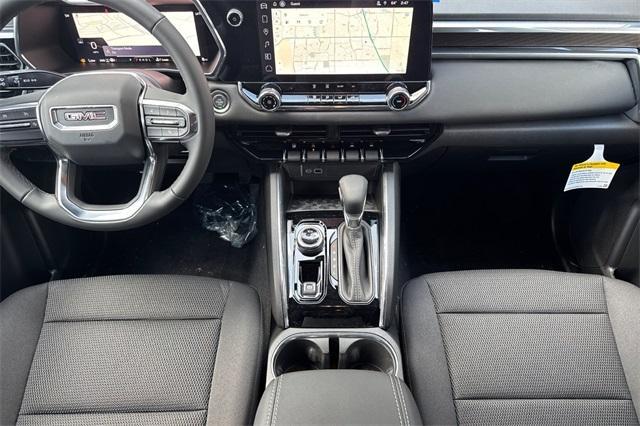 2025 GMC Canyon Vehicle Photo in ELK GROVE, CA 95757-8703