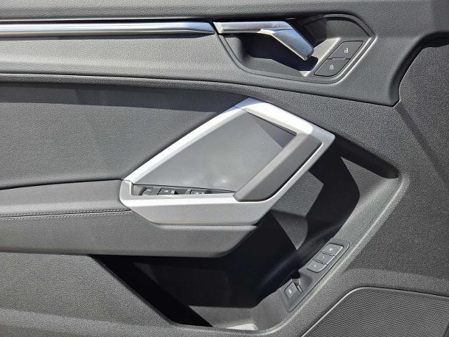 2025 Audi Q3 Vehicle Photo in SUGAR LAND, TX 77478