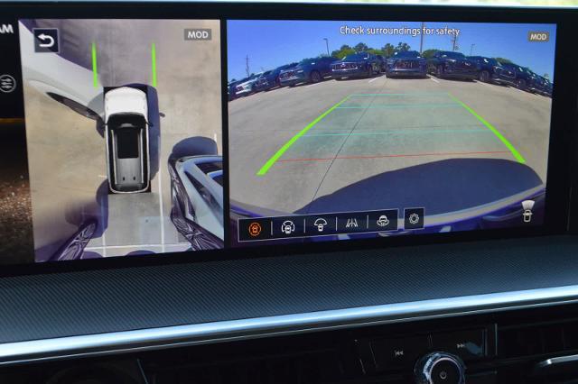 2025 INFINITI QX80 Vehicle Photo in Houston, TX 77090