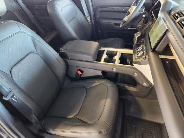 2025 Defender Vehicle Photo in AUSTIN, TX 78717