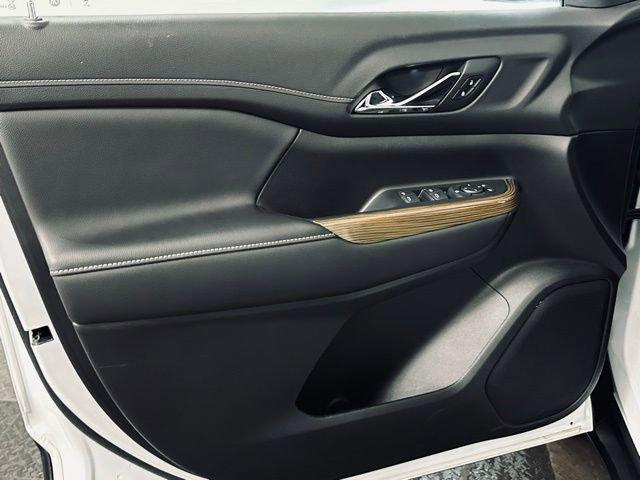 2022 GMC Acadia Vehicle Photo in MEDINA, OH 44256-9631