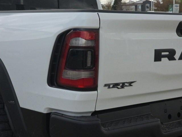 2024 Ram 1500 Vehicle Photo in ENGLEWOOD, CO 80113-6708