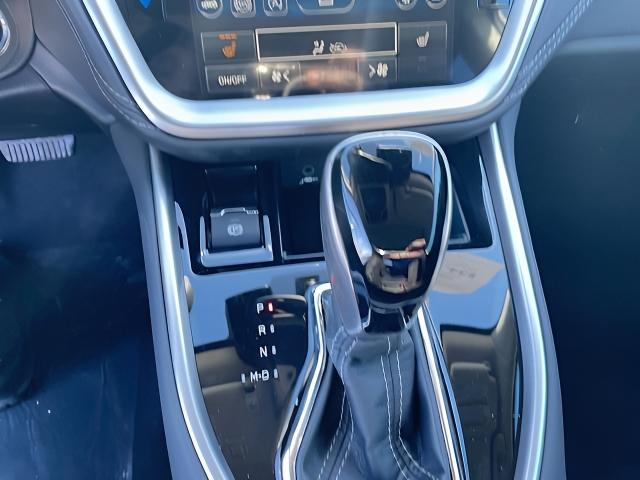2025 Subaru Outback Vehicle Photo in Green Bay, WI 54304