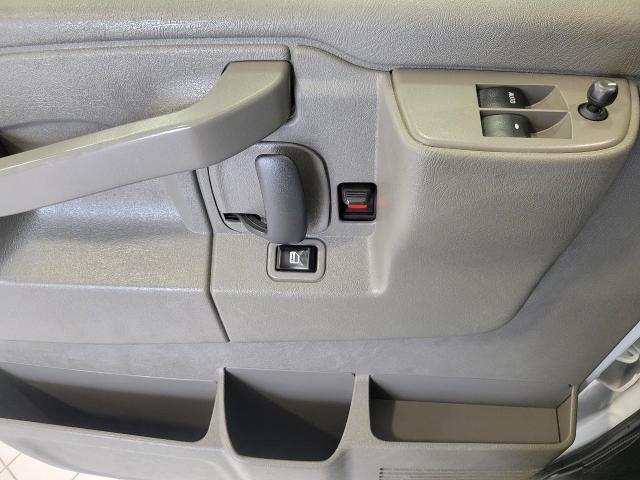2023 GMC Savana Cargo 2500 Vehicle Photo in APPLETON, WI 54914-4656