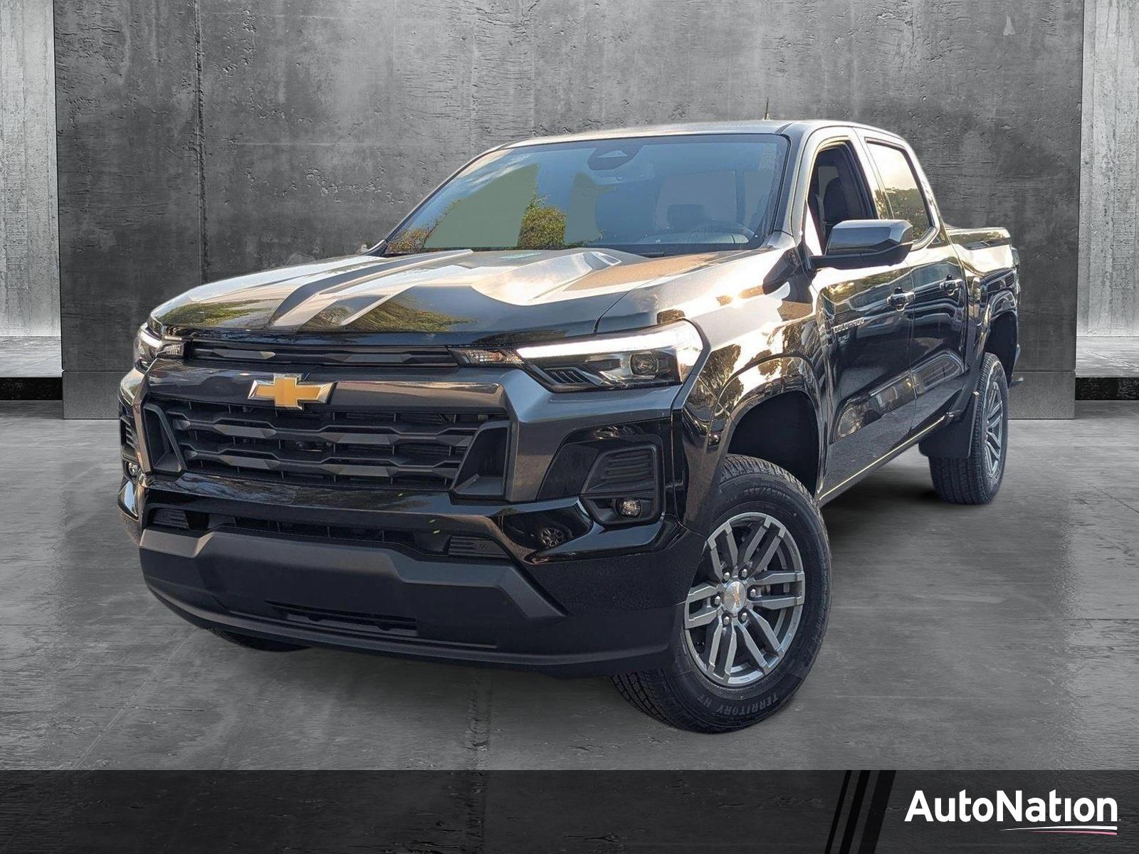 2025 Chevrolet Colorado Vehicle Photo in GREENACRES, FL 33463-3207