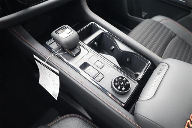 2025 Nissan Pathfinder Vehicle Photo in Hazelwood, MO 63042