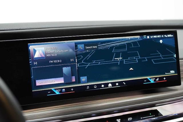 2023 BMW 740i Vehicle Photo in GRAPEVINE, TX 76051